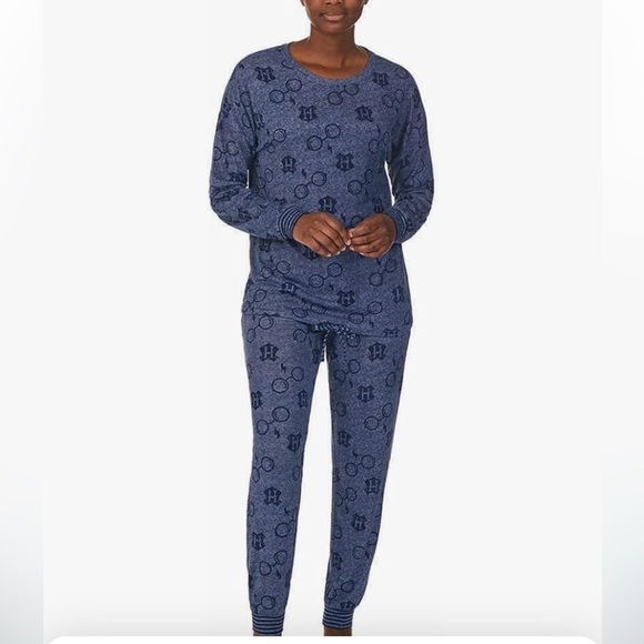 Wizarding World Harry Potter 2pc Pajamas - Picture 1 of 9